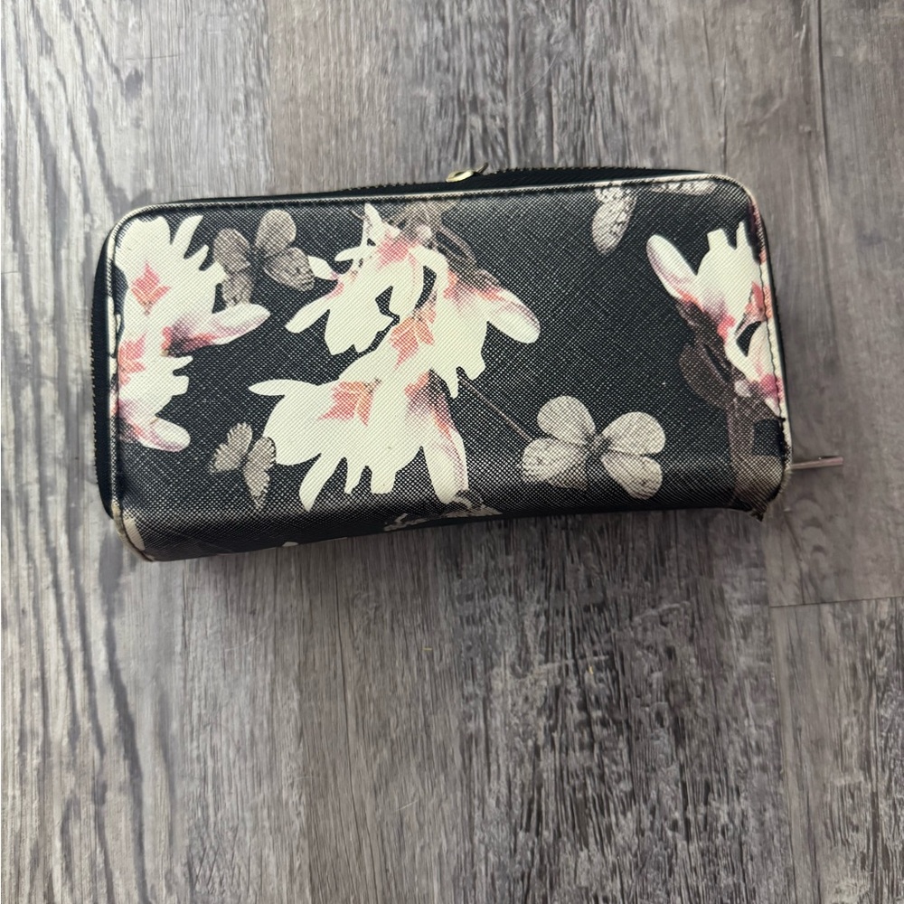Floral Black Women's Clutch